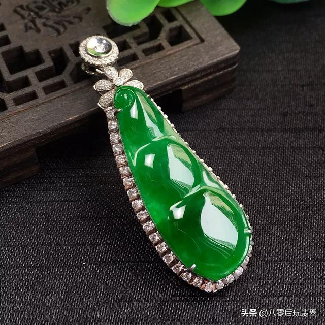 翡翠挂件收藏知识翡翠收藏级别挂件-第9张图片-翡翠网 翡翠挂件收藏知识翡翠收藏级别挂件-第9张图片-翡翠网