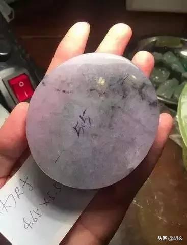 翡翠手镯芯价格翡翠手镯芯雕刻图案-第2张图片-翡翠网 翡翠手镯芯价格翡翠手镯芯雕刻图案-第2张图片-翡翠网