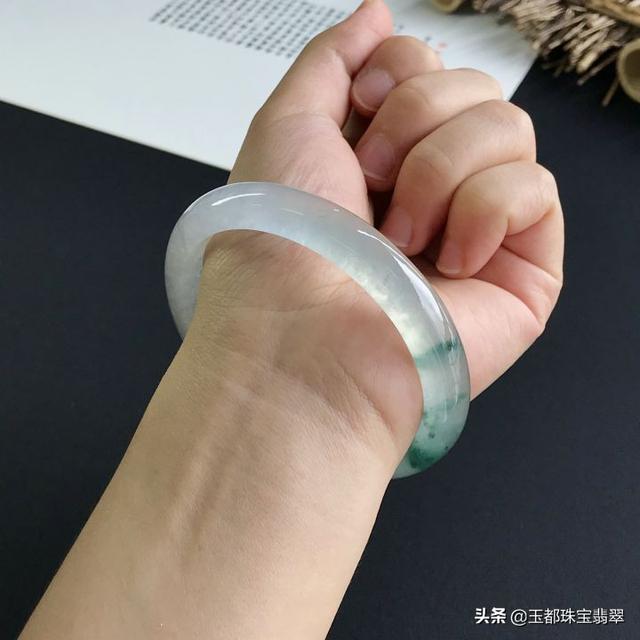 高考翡翠知识大全翡翠原石入门级知识大全-第4张图片-翡翠网 高考翡翠知识大全翡翠原石入门级知识大全-第4张图片-翡翠网