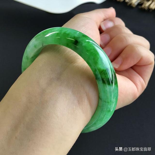 高考翡翠知识大全翡翠原石入门级知识大全-第6张图片-翡翠网 高考翡翠知识大全翡翠原石入门级知识大全-第6张图片-翡翠网