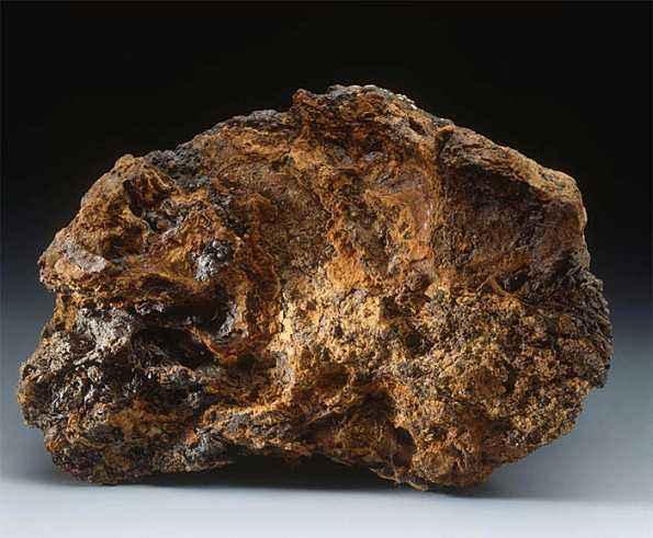 翡翠手镯上的矿点是什么翡翠手镯有矿点是什么意思-第6张图片-翡翠网 翡翠手镯上的矿点是什么翡翠手镯有矿点是什么意思-第6张图片-翡翠网