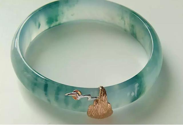 翡翠手镯怎么包银翡翠手镯包银图片-第1张图片-翡翠网 翡翠手镯怎么包银翡翠手镯包银图片-第1张图片-翡翠网