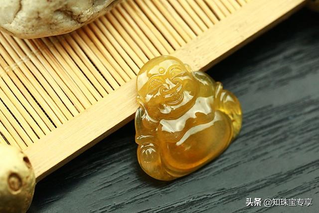 黄金黄翡翠镯子图片及价格黄翡翠镯子的价格-第7张图片-翡翠网 黄金黄翡翠镯子图片及价格黄翡翠镯子的价格-第7张图片-翡翠网