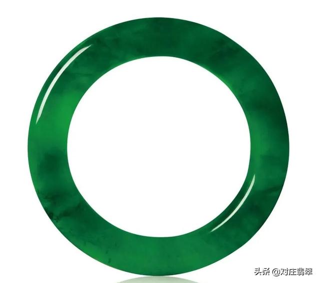 绿色翡翠手镯价格油绿色翡翠手镯价格-第5张图片-翡翠网 绿色翡翠手镯价格油绿色翡翠手镯价格-第5张图片-翡翠网