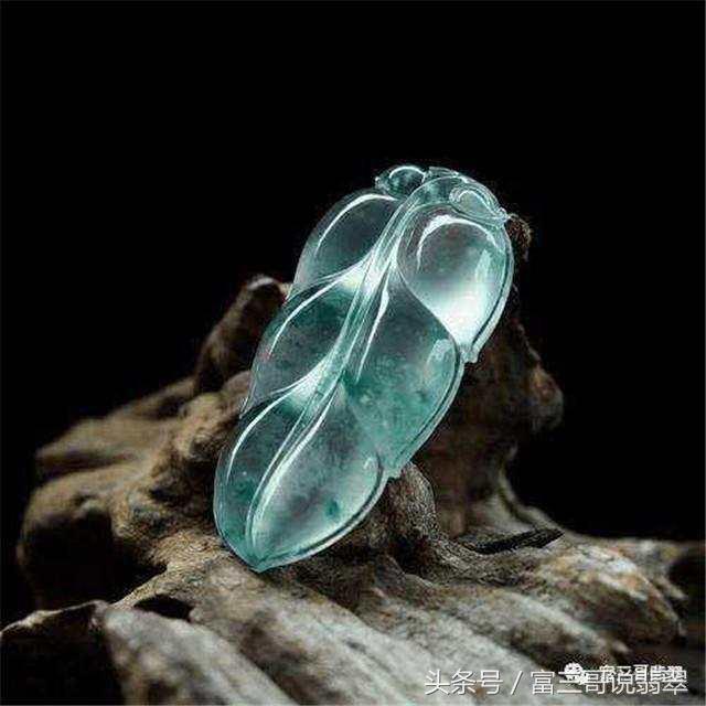包含翡翠手镯一般带多久会变润的词条-第11张图片-翡翠网 包含翡翠手镯一般带多久会变润的词条-第11张图片-翡翠网