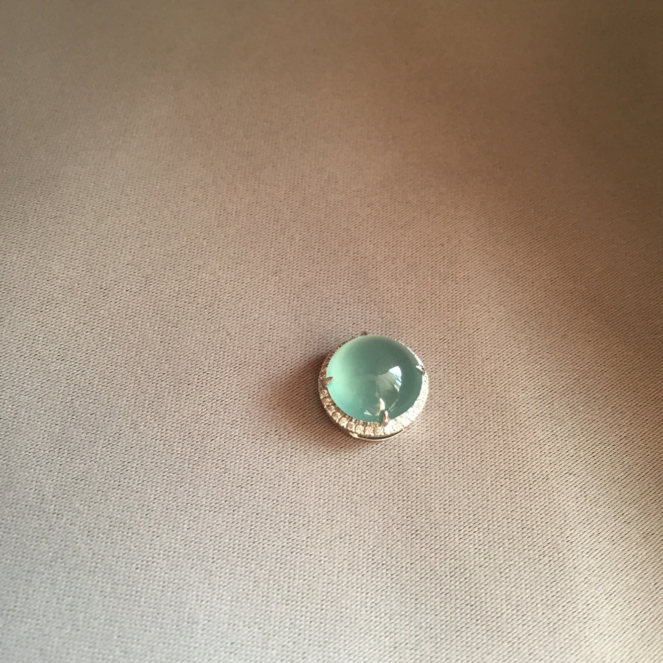 金牛翡翠管能代替天然气管吗,金牛黄翡翠价格是多少-第2张图片-翡翠网 金牛翡翠管能代替天然气管吗,金牛黄翡翠价格是多少-第2张图片-翡翠网