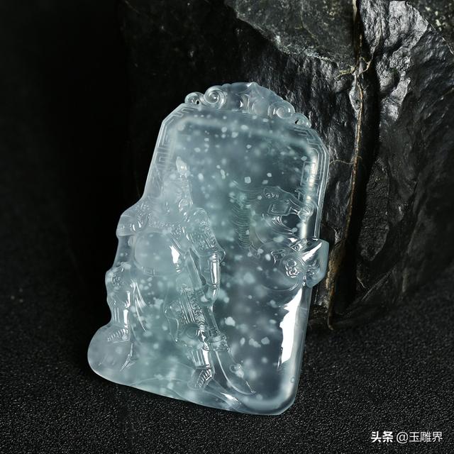 冰种雪花棉翡翠的价格蓝色冰种翡翠雪花棉-第4张图片-翡翠网 冰种雪花棉翡翠的价格蓝色冰种翡翠雪花棉-第4张图片-翡翠网