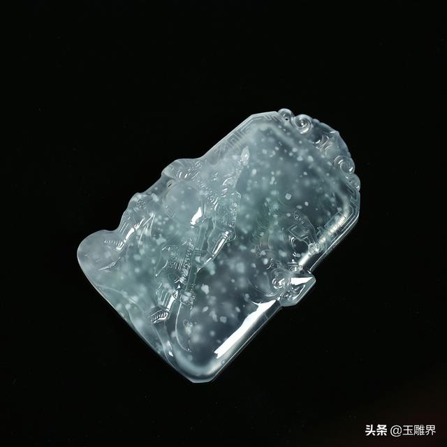 冰种雪花棉翡翠的价格蓝色冰种翡翠雪花棉-第5张图片-翡翠网 冰种雪花棉翡翠的价格蓝色冰种翡翠雪花棉-第5张图片-翡翠网