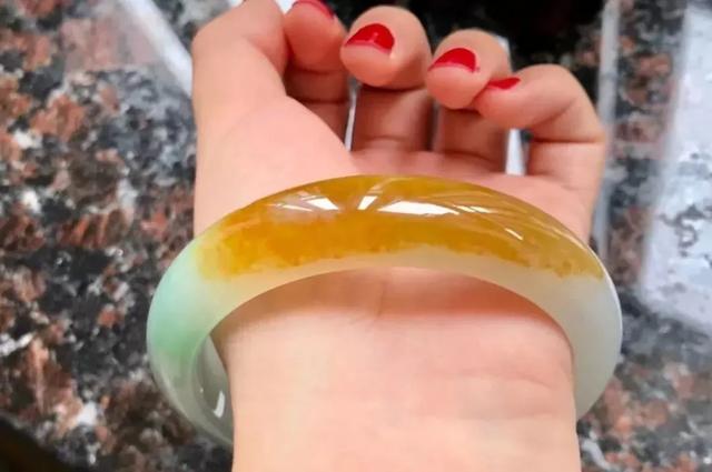 包含b货翡翠手镯图片的词条-第6张图片-翡翠网 包含b货翡翠手镯图片的词条-第6张图片-翡翠网