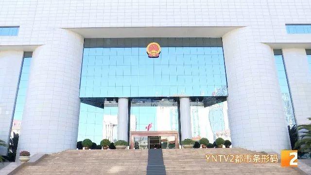 无色翡翠手镯,染色的翡翠手镯-第6张图片-翡翠网 无色翡翠手镯,染色的翡翠手镯-第6张图片-翡翠网