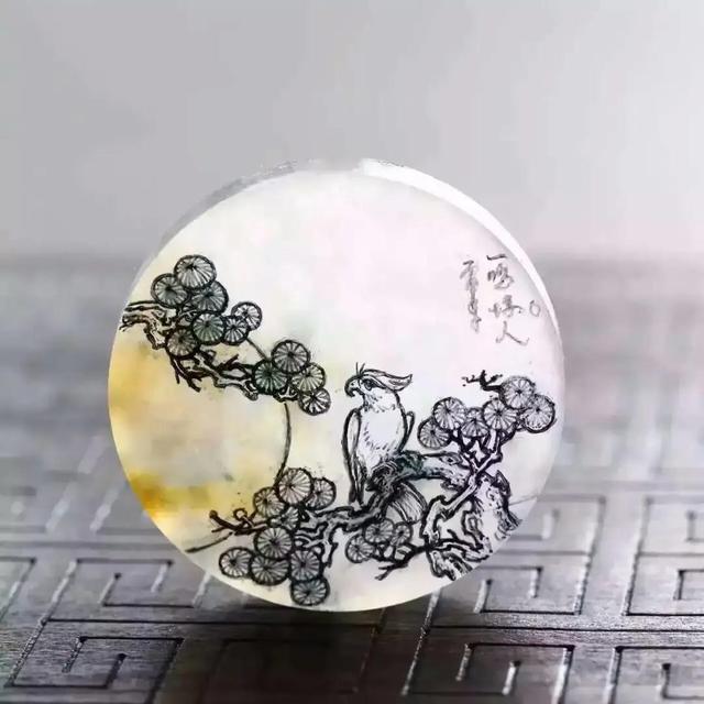 翡翠三彩手镯,翡翠三彩手镯料-第3张图片-翡翠网 翡翠三彩手镯,翡翠三彩手镯料-第3张图片-翡翠网