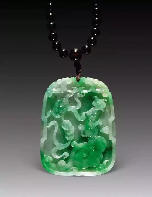 翡翠原石砖头料砖头料翡翠手镯-第5张图片-翡翠网 翡翠原石砖头料砖头料翡翠手镯-第5张图片-翡翠网