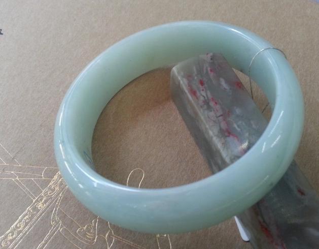 翡翠手镯糯种图片翡翠手镯 糯种-第2张图片-翡翠网 翡翠手镯糯种图片翡翠手镯 糯种-第2张图片-翡翠网