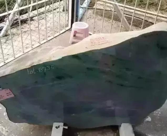 保定古玩市场有翡翠原石吗的简单介绍-第7张图片-翡翠网 保定古玩市场有翡翠原石吗的简单介绍-第7张图片-翡翠网