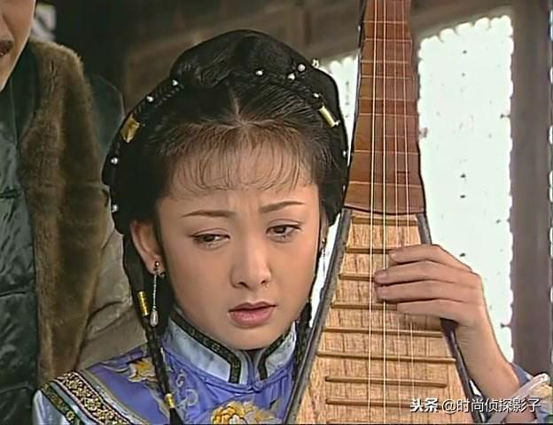 女人戴翡翠手镯有什么好处带翡翠手镯的女人-第3张图片-翡翠网 女人戴翡翠手镯有什么好处带翡翠手镯的女人-第3张图片-翡翠网