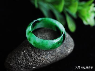 翡翠铁龙生手镯翡翠铁龙生手镯镶嵌图片-第8张图片-翡翠网 翡翠铁龙生手镯翡翠铁龙生手镯镶嵌图片-第8张图片-翡翠网