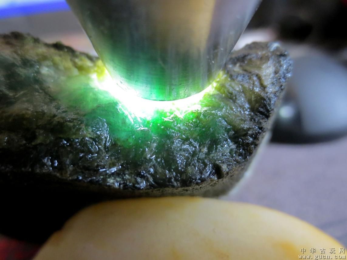 翡翠原石收货联系电话黑龙江高货翡翠原石-第1张图片-翡翠网 翡翠原石收货联系电话黑龙江高货翡翠原石-第1张图片-翡翠网