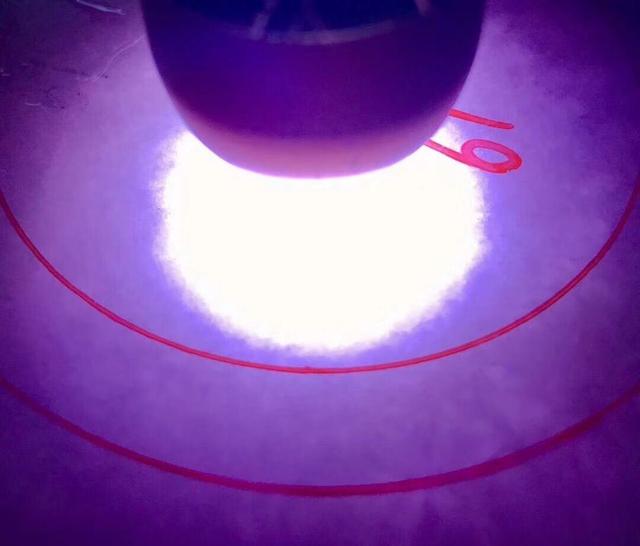 翡翠原石毛料开料图片,翡翠原石毛料手镯料-第8张图片-翡翠网 翡翠原石毛料开料图片,翡翠原石毛料手镯料-第8张图片-翡翠网