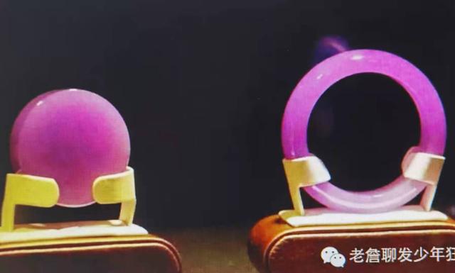 买翡翠什么是鉴赏期,翡翠鉴赏知识-第4张图片-翡翠网 买翡翠什么是鉴赏期,翡翠鉴赏知识-第4张图片-翡翠网