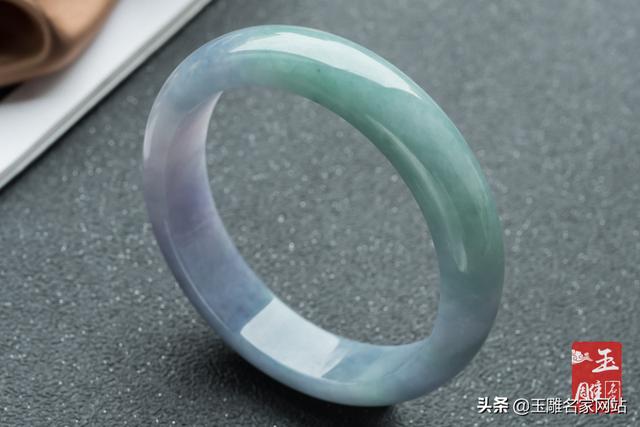 老的翡翠手镯的价格老翡翠手镯价格-第3张图片-翡翠网 老的翡翠手镯的价格老翡翠手镯价格-第3张图片-翡翠网