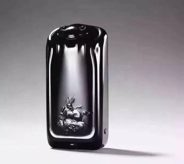 李嘉诚的翡翠原石李嘉诚的翡翠貔貅-第4张图片-翡翠网 李嘉诚的翡翠原石李嘉诚的翡翠貔貅-第4张图片-翡翠网