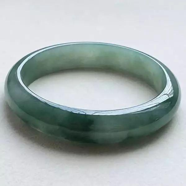 李嘉诚的翡翠原石李嘉诚的翡翠貔貅-第13张图片-翡翠网 李嘉诚的翡翠原石李嘉诚的翡翠貔貅-第13张图片-翡翠网