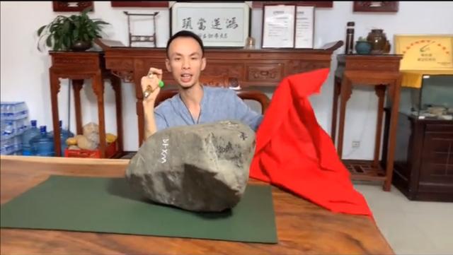 翡翠手镯怎么保养翡翠手镯取料-第2张图片-翡翠网 翡翠手镯怎么保养翡翠手镯取料-第2张图片-翡翠网