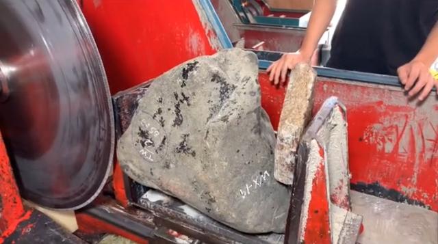 翡翠手镯怎么保养翡翠手镯取料-第10张图片-翡翠网 翡翠手镯怎么保养翡翠手镯取料-第10张图片-翡翠网