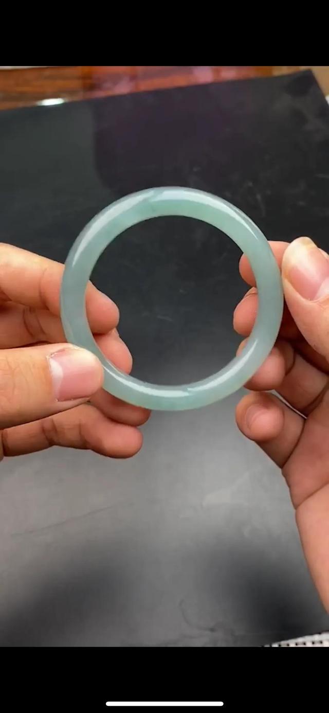 缅甸翡翠手镯图片缅甸翡翠手镯图片价格-第5张图片-翡翠网 缅甸翡翠手镯图片缅甸翡翠手镯图片价格-第5张图片-翡翠网