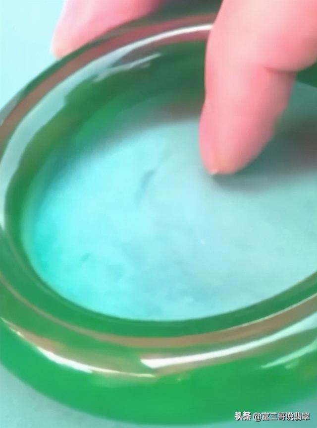 假翡翠手镯图片大全翡翠手镯图片大全图片欣赏图片-第4张图片-翡翠网 假翡翠手镯图片大全翡翠手镯图片大全图片欣赏图片-第4张图片-翡翠网