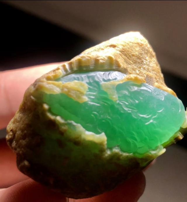 翡翠原石敞口图片大全,翡翠原石场口图片-第27张图片-翡翠网 翡翠原石敞口图片大全,翡翠原石场口图片-第27张图片-翡翠网