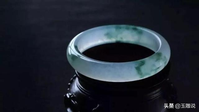 翡翠手镯圆翡翠手镯圆条标准尺寸-第1张图片-翡翠网 翡翠手镯圆翡翠手镯圆条标准尺寸-第1张图片-翡翠网