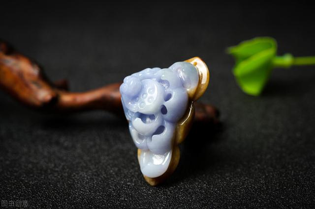 8000的紫罗兰翡翠手镯翡翠紫罗兰知识-第3张图片-翡翠网 8000的紫罗兰翡翠手镯翡翠紫罗兰知识-第3张图片-翡翠网