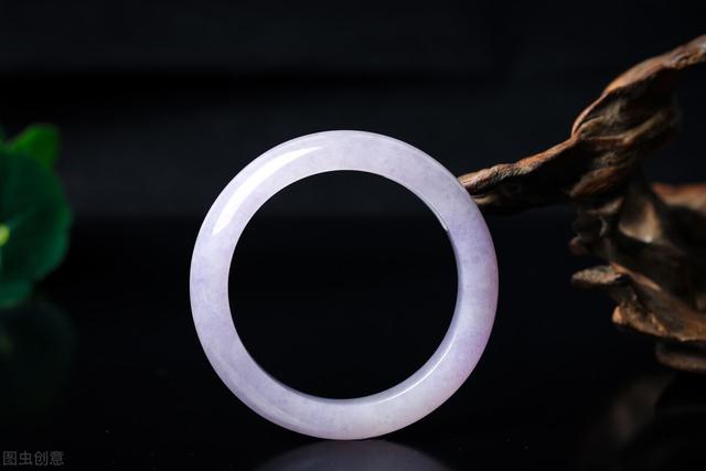 8000的紫罗兰翡翠手镯翡翠紫罗兰知识-第5张图片-翡翠网 8000的紫罗兰翡翠手镯翡翠紫罗兰知识-第5张图片-翡翠网