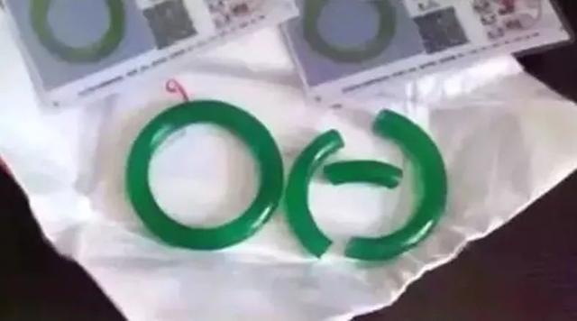 翡翠手镯断了有什么忌讳,翡翠手镯断了有什么办法-第1张图片-翡翠网 翡翠手镯断了有什么忌讳,翡翠手镯断了有什么办法-第1张图片-翡翠网