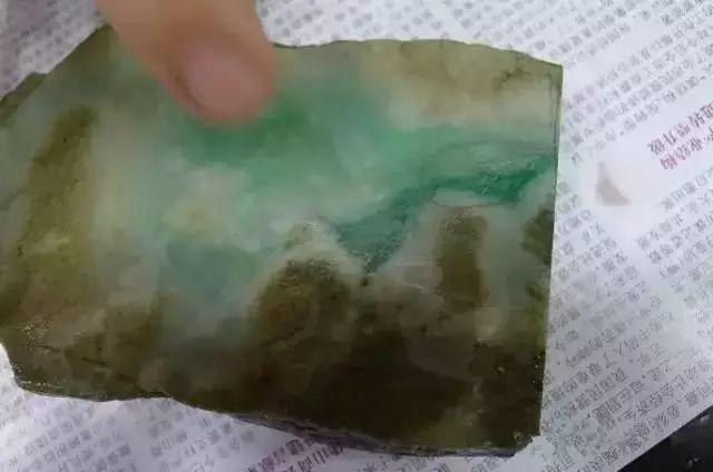 包含30万翡翠原石帝王春的词条-第10张图片-翡翠网 包含30万翡翠原石帝王春的词条-第10张图片-翡翠网