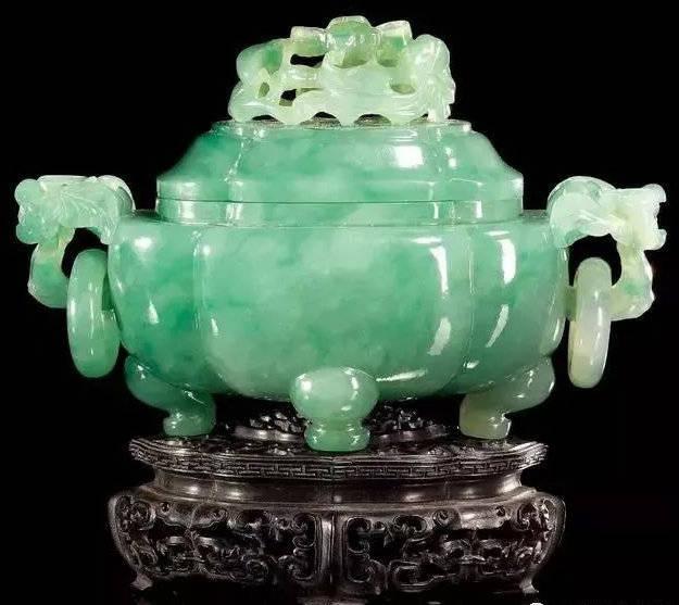 二手翡翠手镯能戴吗,二手翡翠手镯值钱吗-第9张图片-翡翠网 二手翡翠手镯能戴吗,二手翡翠手镯值钱吗-第9张图片-翡翠网