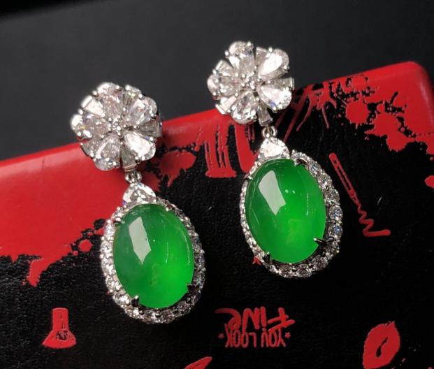 二手翡翠手镯能戴吗,二手翡翠手镯值钱吗-第15张图片-翡翠网 二手翡翠手镯能戴吗,二手翡翠手镯值钱吗-第15张图片-翡翠网