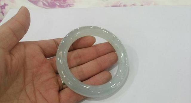 象皮莫西沙翡翠原石,老象皮原石出什么翡翠-第16张图片-翡翠网 象皮莫西沙翡翠原石,老象皮原石出什么翡翠-第16张图片-翡翠网