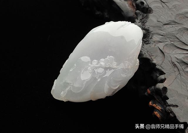 包含翡翠挂坠知识图解的词条-第5张图片-翡翠网 包含翡翠挂坠知识图解的词条-第5张图片-翡翠网