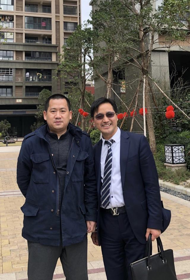 翡翠玉石选购与鉴赏书籍,玉石翡翠知识书籍介绍-第15张图片-翡翠网 翡翠玉石选购与鉴赏书籍,玉石翡翠知识书籍介绍-第15张图片-翡翠网