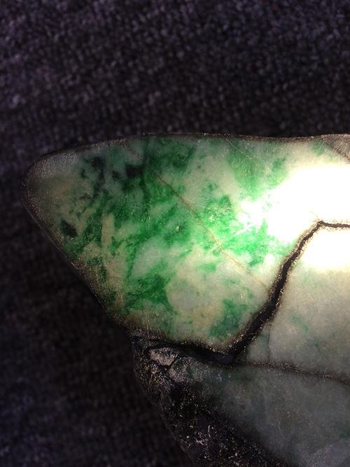 用砖头料做的翡翠手镯,砖头料的翡翠手镯啥样-第4张图片-翡翠网 用砖头料做的翡翠手镯,砖头料的翡翠手镯啥样-第4张图片-翡翠网