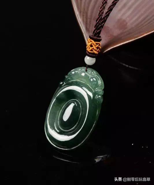 老油青种翡翠手镯图片,油青种翡翠手镯怎样的好-第6张图片-翡翠网 老油青种翡翠手镯图片,油青种翡翠手镯怎样的好-第6张图片-翡翠网