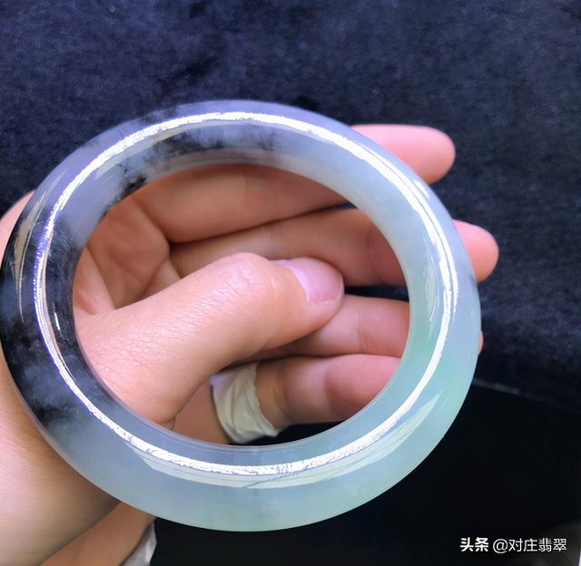 翡翠手镯抛光打磨会不会重量减轻翡翠手镯抛光打磨-第5张图片-翡翠网 翡翠手镯抛光打磨会不会重量减轻翡翠手镯抛光打磨-第5张图片-翡翠网