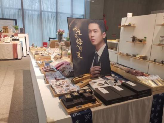 金版纳翡翠手镯的价格金版纳翡翠手镯-第5张图片-翡翠网 金版纳翡翠手镯的价格金版纳翡翠手镯-第5张图片-翡翠网