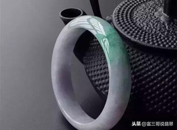 翡翠手镯长翠,翡翠手镯兰花翠-第16张图片-翡翠网 翡翠手镯长翠,翡翠手镯兰花翠-第16张图片-翡翠网