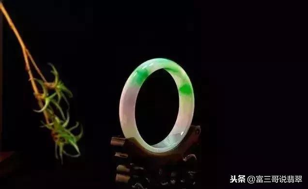 翡翠手镯长翠,翡翠手镯兰花翠-第17张图片-翡翠网 翡翠手镯长翠,翡翠手镯兰花翠-第17张图片-翡翠网