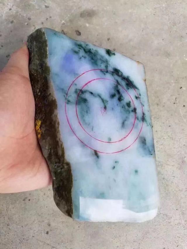 350万缅币翡翠手镯的简单介绍-第3张图片-翡翠网 350万缅币翡翠手镯的简单介绍-第3张图片-翡翠网