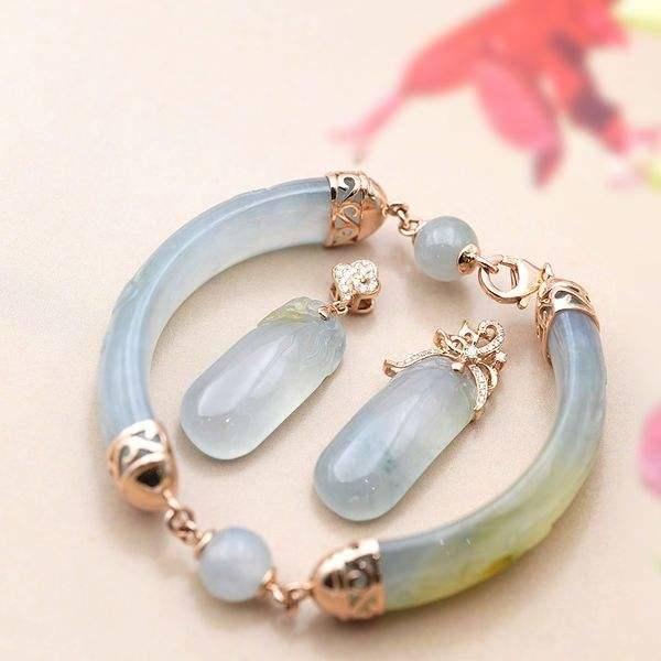 金镶玉手镯图片大全翡翠手镯金镶玉图片-第9张图片-翡翠网 金镶玉手镯图片大全翡翠手镯金镶玉图片-第9张图片-翡翠网