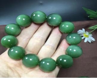 在线鉴定翡翠玉珠子翡翠玉珠子价格-第5张图片-翡翠网 在线鉴定翡翠玉珠子翡翠玉珠子价格-第5张图片-翡翠网